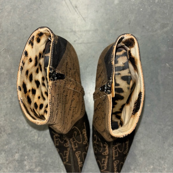 Y2K Roberto Cavalli Canvas Newspaper Print Pointed Toe Ankle Heel Boots Monogram - Picture 12 of 16